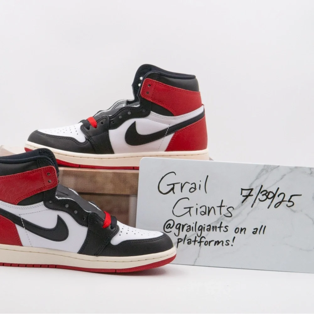 AIR JORDAN 1 High “Black Toe Reimagined” GS Sz 6M (≈ 7.5W)